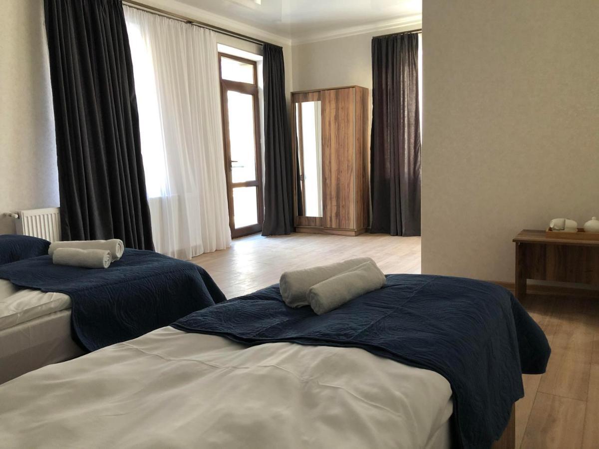 Wander Kazbegi Hotel 外观 照片